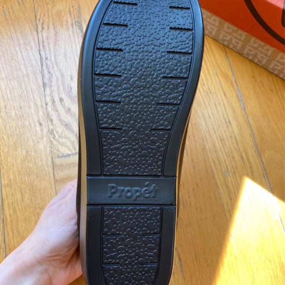 Propet Cush N Foot 3E Black Slippers - Picture 5 of 7